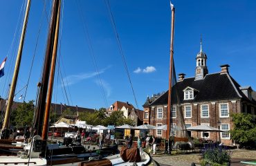 De Waag en Museumhafen in Leer, Duitsland. Foto copyright Jannekeswereld.nl