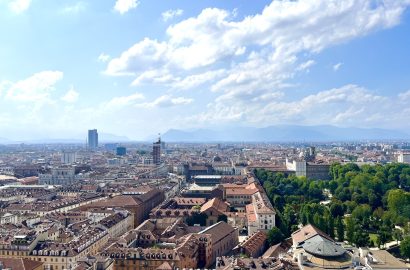 Zicht op de stad Turijn vanaf Mole Antonelliana