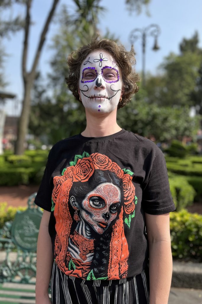 Janneke geschminkt op Dia de Muertos in Mexico-stad