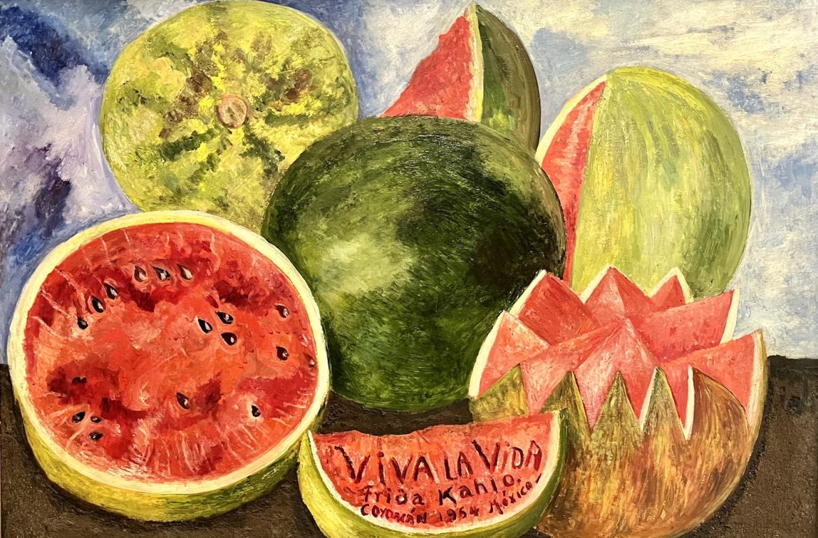 Foto van het schilderij Viva la vida van Frida Kahlo, foto gemaakt bij bezoek museum Frida Kahlo in Mexico in 2023