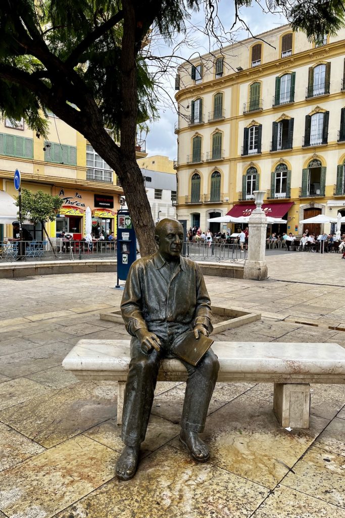 Picasso op Plaza de la Merced in zijn geboortestad Malaga