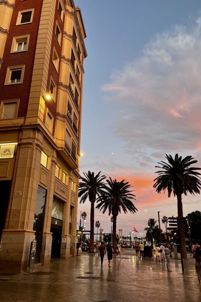Zonsondergang gezien vanaf Calle de Larios